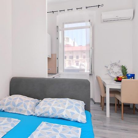 City Studio Market 5 - Rijeka Rent Экстерьер фото