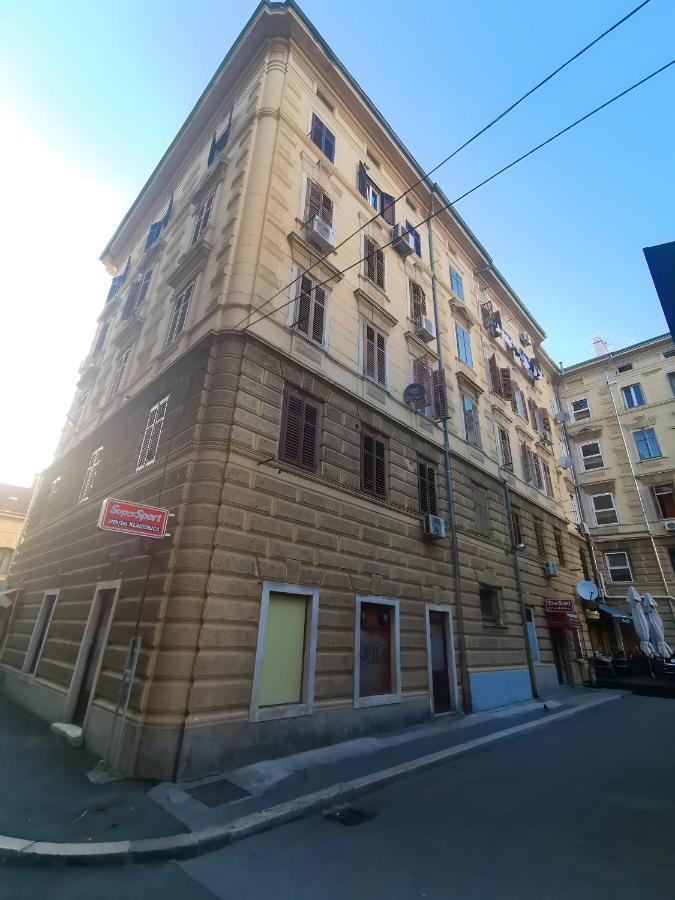 City Studio Market 5 - Rijeka Rent Экстерьер фото